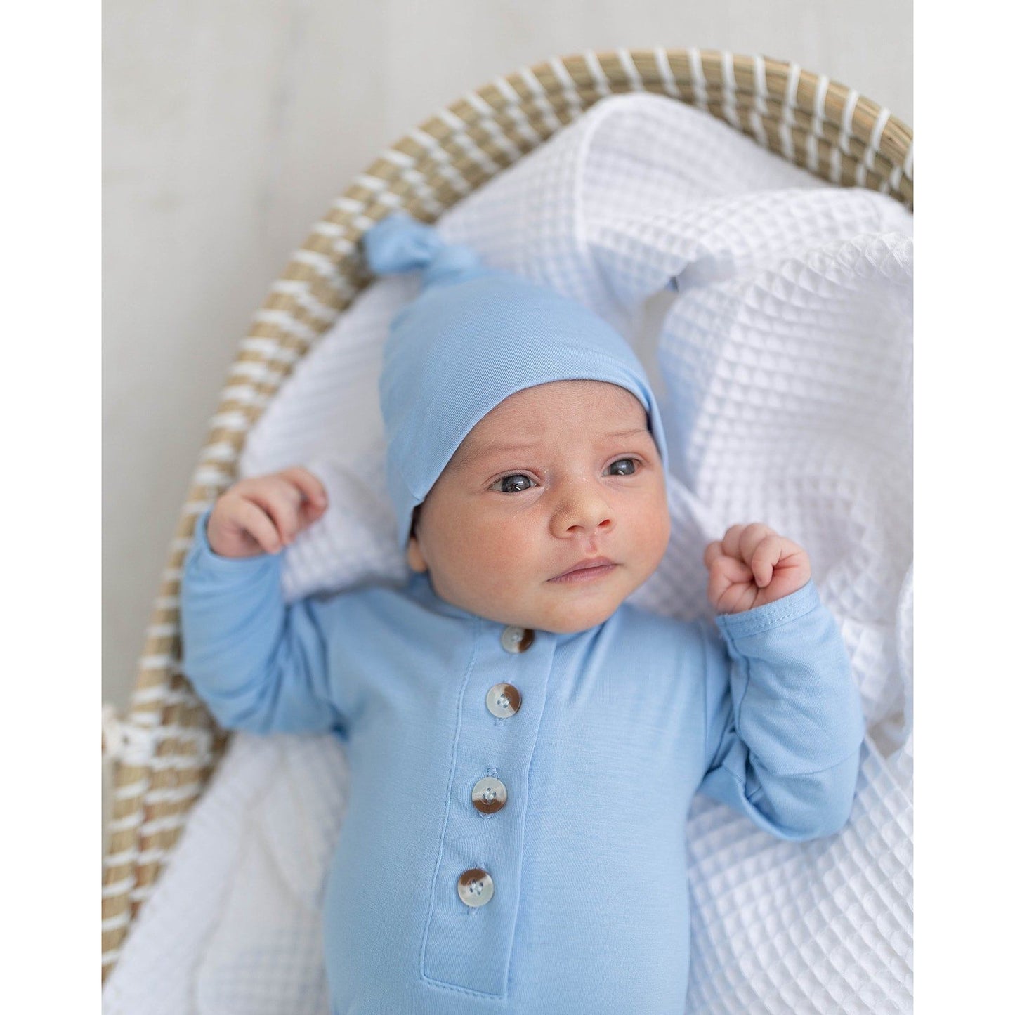 Knotted Baby Gown and Hat Set - Baby Blue