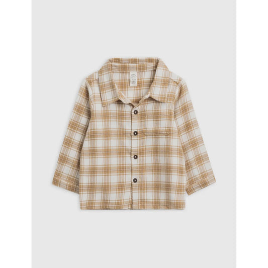 Logan Flannel Long Sleeve Collared Button Down